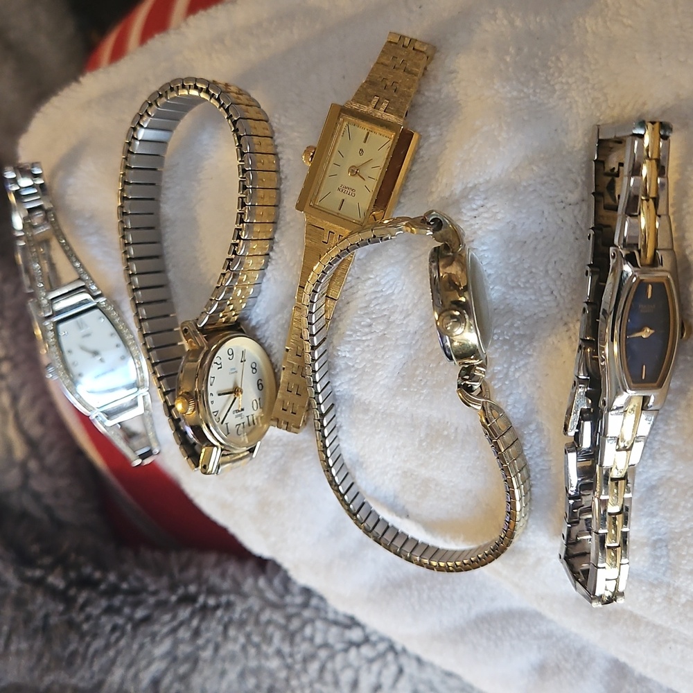 Elegant Gold and Silver Women's Watch